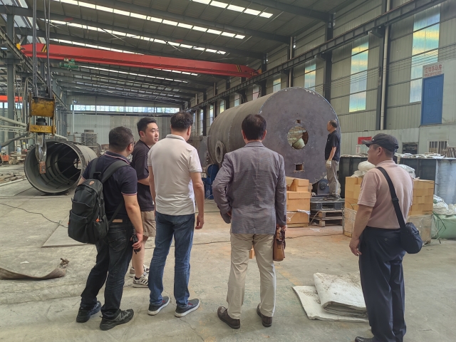 新型连续式成人向日葵视频免费广受欢迎,韩国客户前来考察